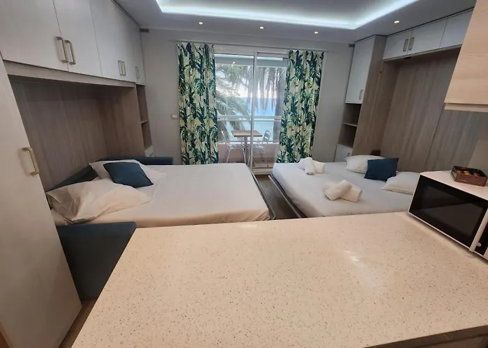 Bluemarine, Vista Mare Μεντόν